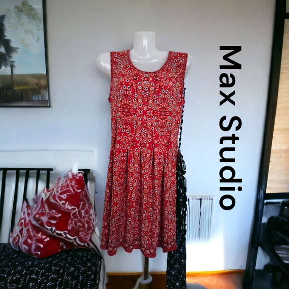 Max Studio!! Designer Red Floral Midi Dress!! 💖 A Just-Jen Fav!!💖 - Picture 7 of 14
